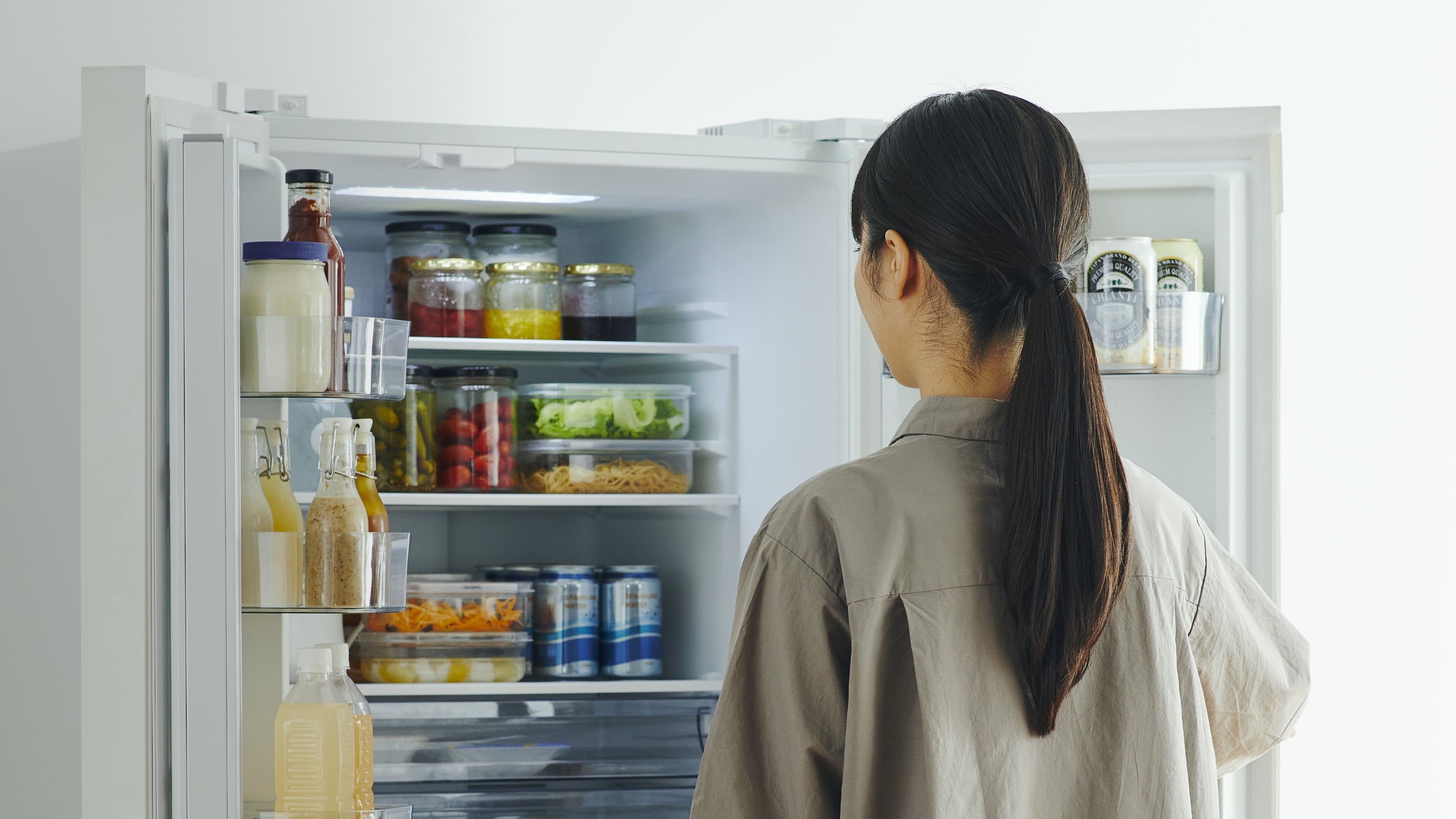 背伸びせず使える冷蔵庫と中身が見える冷蔵庫の特設サイト｜株式会社 