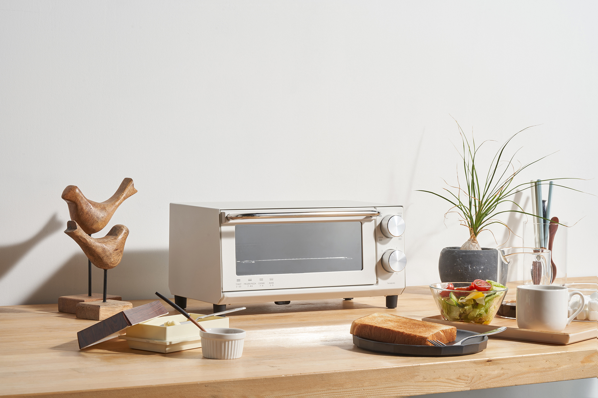 新製品「オーブントースター」を発表しました。 | 株式会社ツインバード 新製品「オーブントースター」を発表しました。 | 株式会社ツインバード